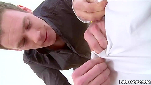 Georgio Gets Stretched Wide: Unfiltered Anal Breakdown – 18+
