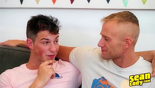 Blake Archies Naughty Heat: steamy bedroom passion unfolds – GayXXX