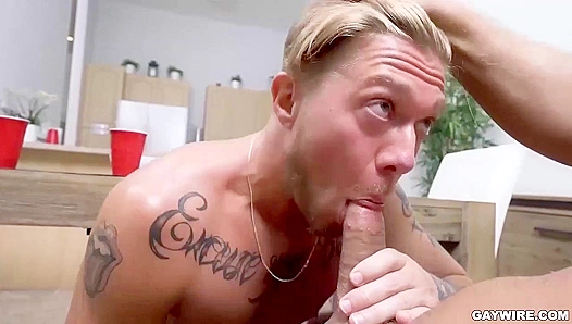 Austin Unleashed: Deep Thrusts Claim Erics Tight Ass – Gay Scene 18+