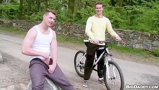 First Time Meeting Greg Marty? Expect Hot Hookups Risky Outdoor Action – 18+