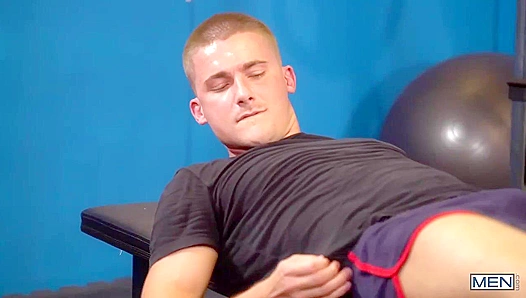 Blonde Blake Rides Jakes Tight Hole Post Workout – GayWorkout 18+