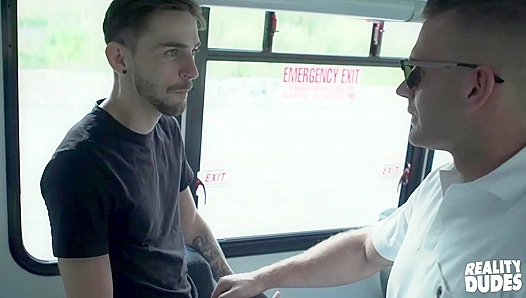 Bareback Thrills: Charles Knight Lucas James Ride Hard – RealityDudes 18+