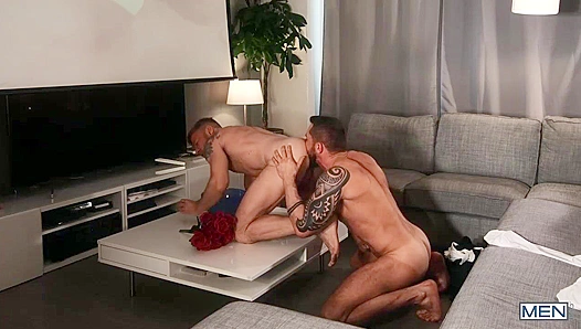 Romantic Ride: Matt Anders Swallows Tyler Bergs Huge Rod – GayPornoHD