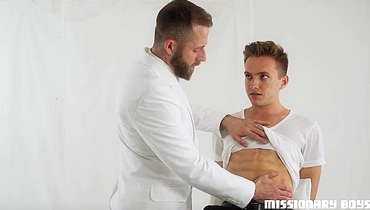 Lewis Takes Charge Riding Older Stud Bareback – Hot Cowboy Action – MissionaryBoys 18+