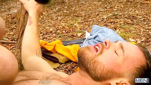 Max Wilde Tyler Wolf Get Dirty in Steamy Forest Anal Play – GayPorn 18+