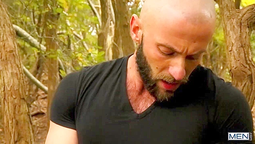 Max Wilde Tyler Wolf Get Dirty in Steamy Forest Anal Play – GayPorn 18+