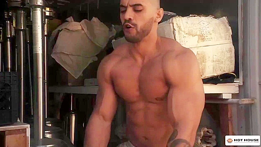 Hard Bareback Ride: Arad, Winwin Cazden Hunt Thrills – Raw Gay Lust Unleashed