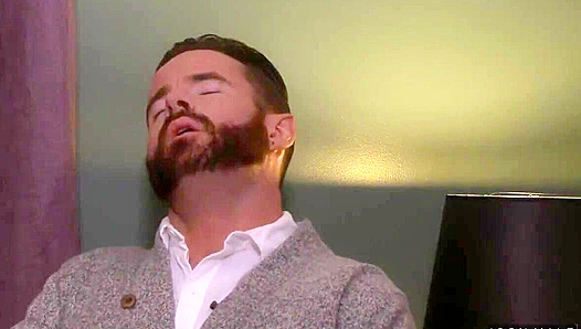Drake Magnum Gets Pounded by Stallion Brendan Patrick – IconMale