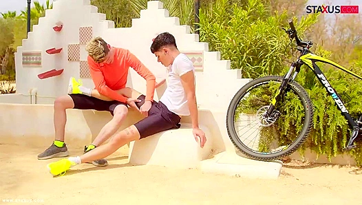 Agus Piney Caruso Unleashed: Hot Public Ass Play Action – GayXXX