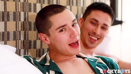 Kane Fox Leo Grand Fuel a Passionate Gay Inferno – FieryLovers 18+