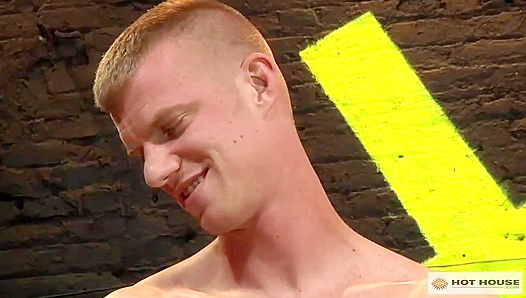 Parker Perry Gags on Cock in the Hot, Steamy Greenhouse – GayPornHeat 18+
