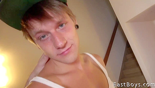 Oil-Slick Hunger: Rick Palmer Takes Thick Loads Deep – EastBoys 18+