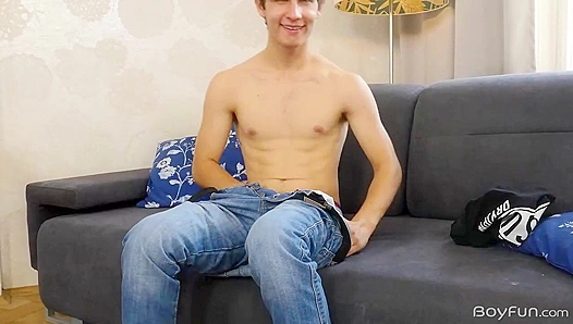 Cocked Loaded: Blowing His Biggest Load Ever – GayAuditions 18+