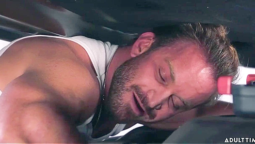 Bruce Jones Greg Dickson Ignite Passion in Hot Steamy Gay Session – XclusiveClips