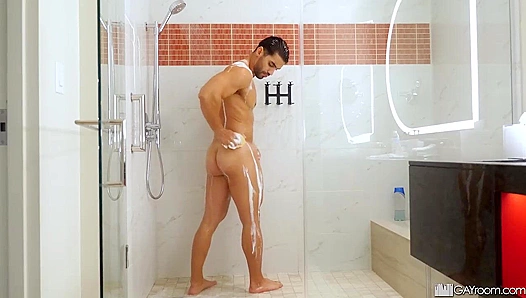Steamy Shower Domination: Arad Wins as Chucky Teases Horny Alex Ray – Gay XXX