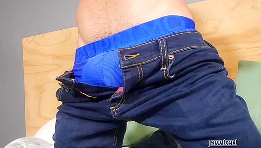 Oliver Diamond Groans as He Beats His Massive Hard Cock – JAWKED