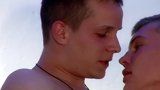 Deep Throating Hardcore Fuck: Matt Loree Takes It All – LollipopTwinks