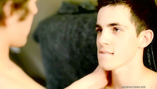 AJ Abner Succumbs to the Temptation of a Vampires Throbbing Cock – Twinklight 18+
