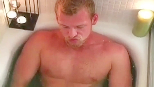Scott Tanners Hot Solo Session on His Knees – Spicy Mature Gay Action 30+