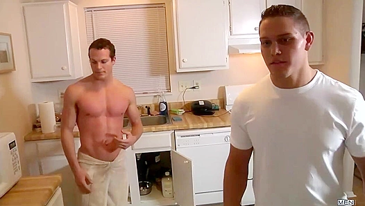 Shredded Liam Rosso Craves Jason Goodmans Thick Load — Hot S2Gay Debut