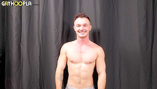 Buff Muscle stud Jack Grey Jerks Off With Intense Passion – Hot Gay XXX Action