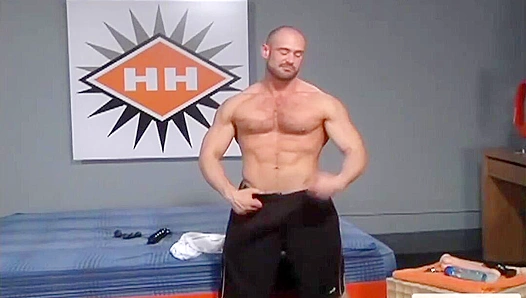 Beefy Hands Work His Thick Shaft in Hot Solo Jerk Off – Craigs Steaming Scene – 18+