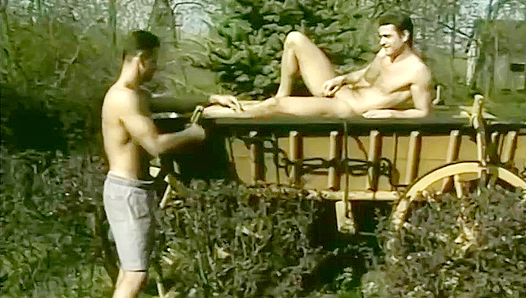 Istvn Tams Unleashed: Steamy Outdoor Gay Encounter – Hungry4Muscle 18+