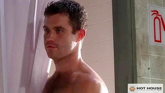 Trent Brandon Heat Up the Sheets with Wild Bareback Action – 18+
