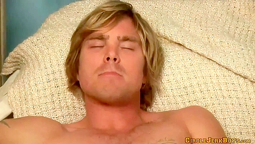 Ryan Middleton Takes Rough Ride from Bobby Rail – CircleJerkJocks.com 18+