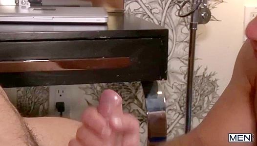 Double Penetration Ecstasy: Jimmy Durano Derek Atlas Share Tight Ass – DrillMyHole