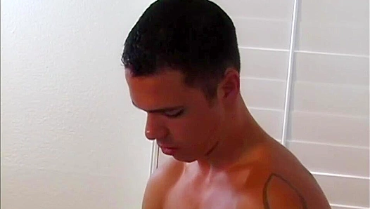 Tyler Ford Fucks Himself Hard on Camera – Wild Solo Ride CockyBoys 18+