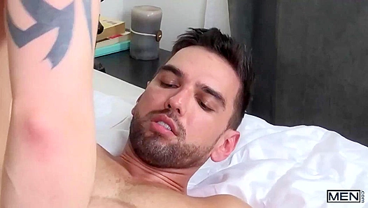 Darin Silvers Raw Debut: Lucky Daniels Fuels His First Gay Encounter – Str8ToGay 18+