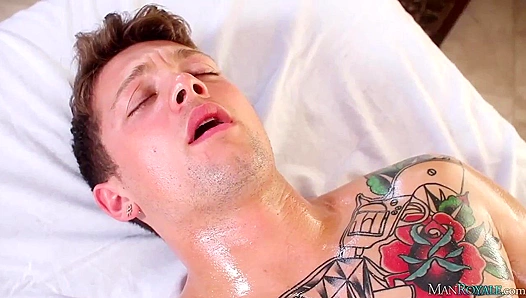 Anthony Verusso Gets Hands-On With Sebastian Kross in Hot Massage Scene – GayPornHub