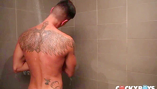 Hot Steam, Hard Bodies: Angel Cruz Gabriel Clark Fuck Wildly – Gay XXX