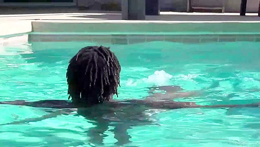 Devin Trez Dominates Outdoor Encounter with Passionate interracial Action – Gus Del Rey