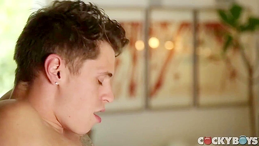 Steamy Quickie on the Hot Couch: Justin Troys Wild Ride – CockyBoys 18+