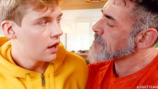 Pierce Paris Jack Bailey Ignite Steamy Threesome with Dominant Daddy Vibes – 18+