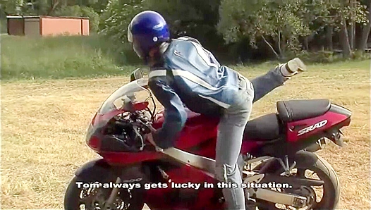 Outdoors Heat: Thomas, Dyke Nicholas Steamy Gay Encounter – XXX Action