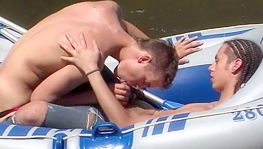 Nikandro Pablo Gets Wild on the Beach – Hot Bareback Fun in the Sun – GayXXX