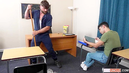 Rob Quin Takes Control: Heath Halo Bends to His Command – GayPornoClass 18+