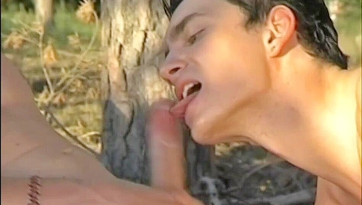 David Satty Gets Wild With Paolo Totti Ross Constanzo in the Forest – GayXXX Adventures