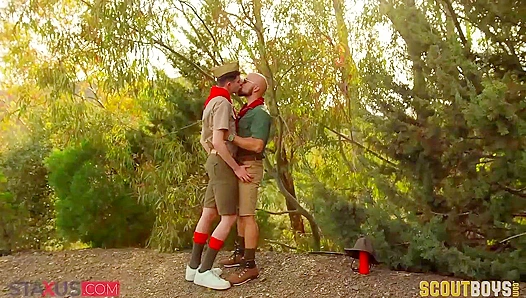 Adam Snows Wild Forest Adventure: Steamy Group Anal Outdoors – Gay XXX