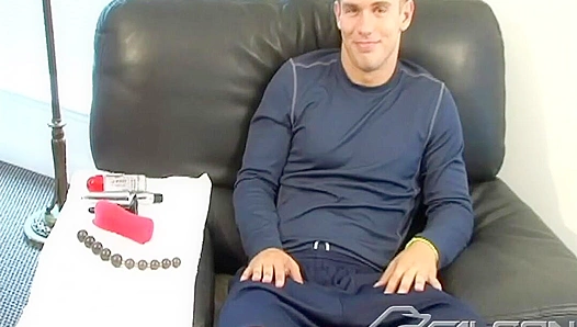Hot Dude Goes Wild: Self-Fuck Session with Anal Beads – Falcon Studios 18+