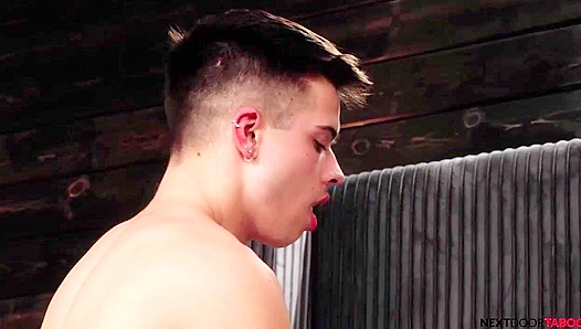 Neighborhood Fire: Brandon Anderson Evan Knoxx Ride Passion Bareback – 18+
