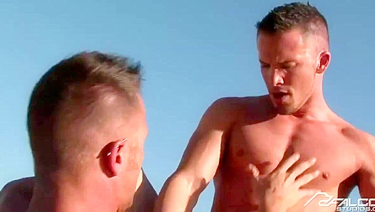 Malibu Heat: Aden Jordan Rides Hard Under the Sun – GayPornBeach 18+