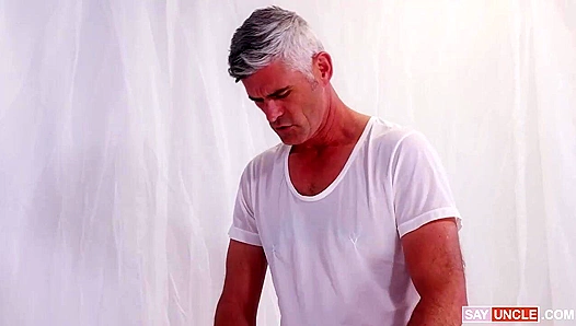 Dakoda Oaks Embarks on a Wild, Mind-Blowing Ass Ride – GayMissionFlix 18+
