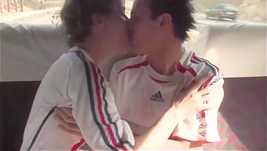 Three Horny Twinks Go Wild: Steamy Group Fun with Dave Gora Johnny – GayXXX