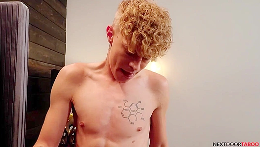Neighbor Twinks Spark Steaming Hot Gay Encounters – Carter Harley 18+
