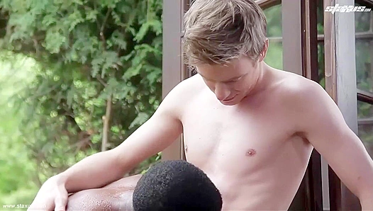 Barrington Pearse Takes Milan Sharps Thick Cock Outdoors – Steamy Gay Encounter 18+