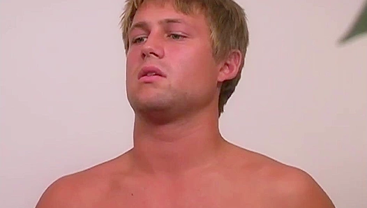 Bobby Clark Shows Off His Thick Ass Juggles a Huge Hardcock – HotGayPorn69